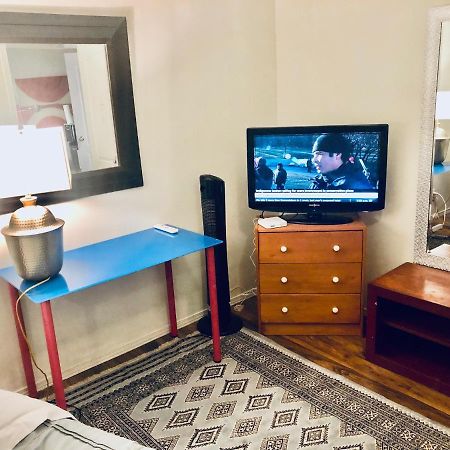 Cozy Apartment In Oakville , Ontario , Canada 외부 사진